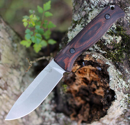 BENCHMADE 15002 SADDLE MTN SKINNER, FB, WOOD