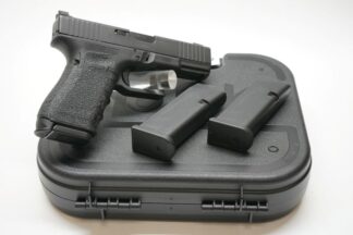 USED Glock 19 9MM S/N BFUW642 3-Mags & BOX