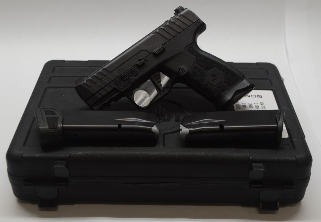 USED IWI Masada 9S 9MM S/N M1062410 3-Mags & BOX