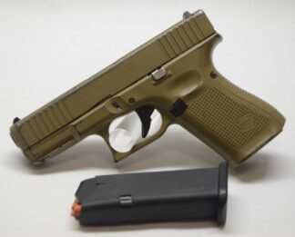 USED Glock 19 G5 9MM S/N BYFG675 2-Mags & BOX